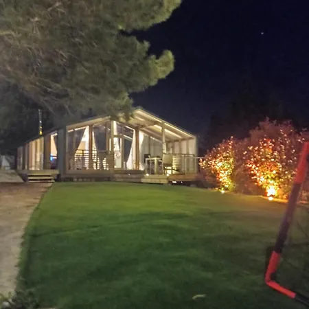Semesterbostad La Dacha Montanya