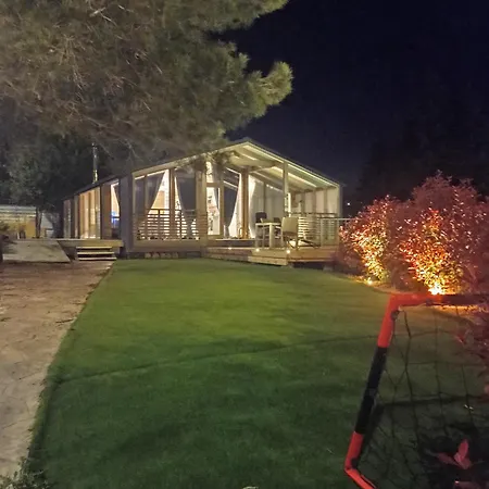 Semesterbostad La Dacha Montanya
